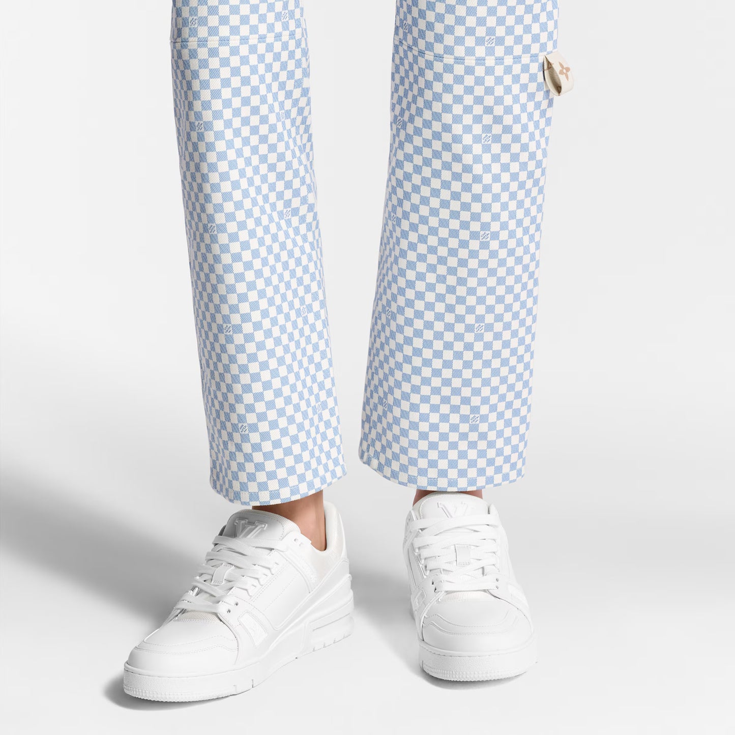 LV White Trainer
